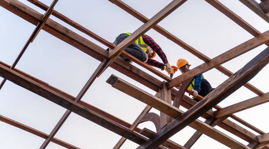 Professional gutter cleaning services in Beaver City, NE